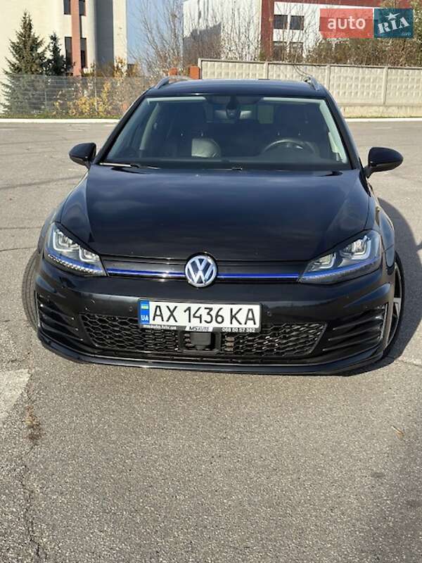 Універсал Volkswagen Golf 2015 в Харкові