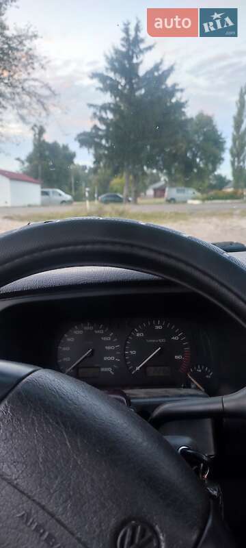 Хетчбек Volkswagen Golf 1994 в Зарічному