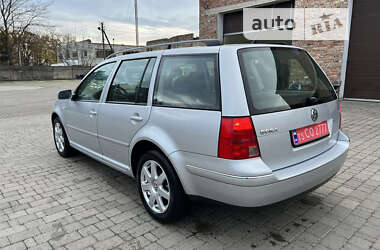 Универсал Volkswagen Golf 2003 в 