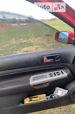 Хэтчбек Volkswagen Golf 1998 в 