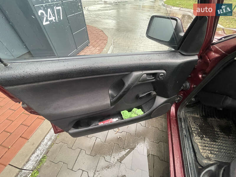 Хетчбек Volkswagen Golf 1991 в Кременчуці