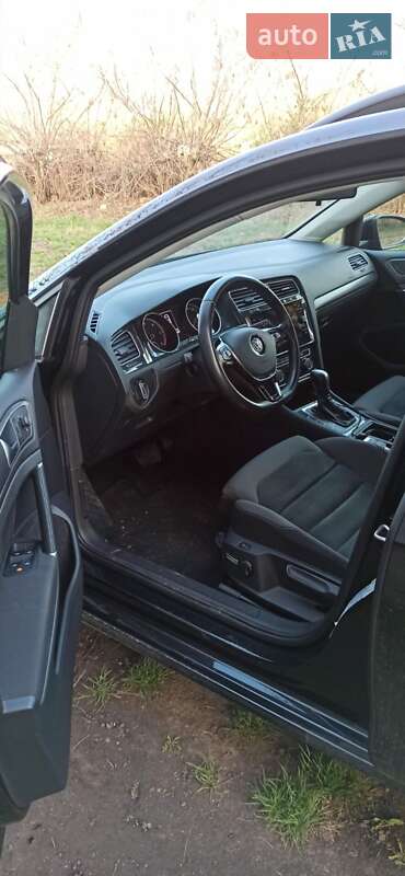 Універсал Volkswagen Golf 2019 в Умані