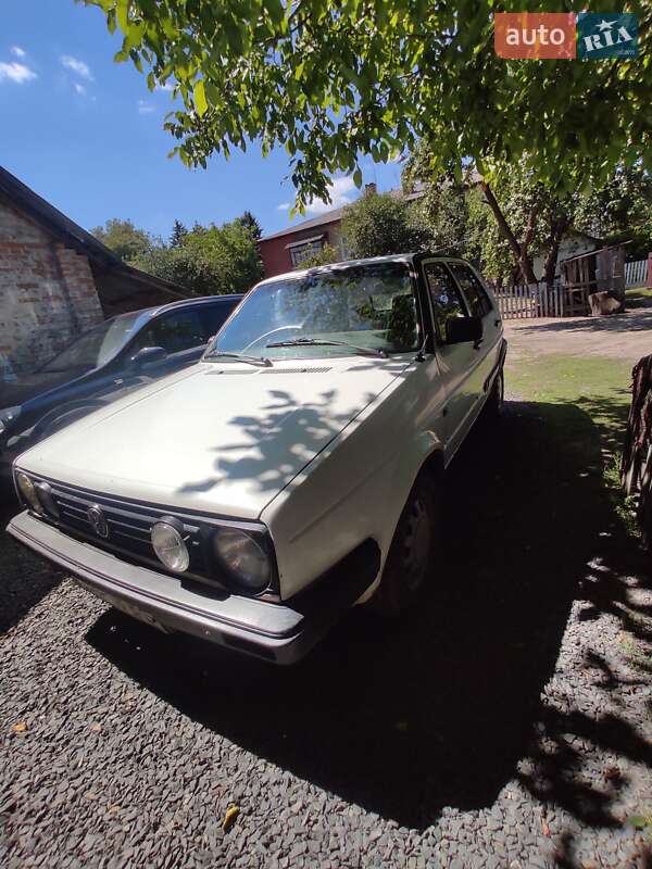 Хетчбек Volkswagen Golf 1990 в Луцьку