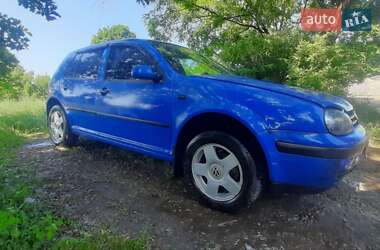 Хэтчбек Volkswagen Golf 1998 в Харькове