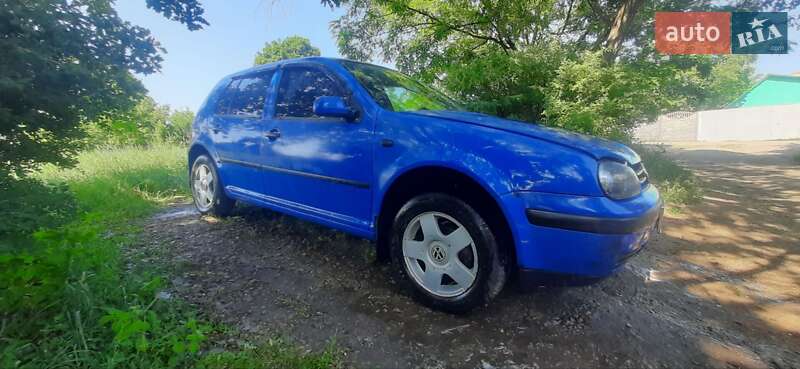 Хетчбек Volkswagen Golf 1998 в Харкові
