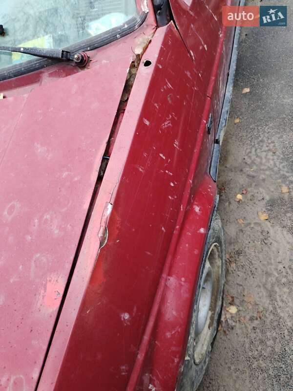 Хетчбек Volkswagen Golf 1988 в Чернігові