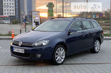 Універсал Volkswagen Golf 2012 в Івано-Франківську