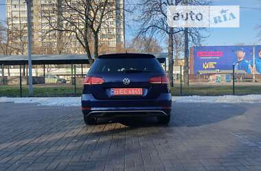 Універсал Volkswagen Golf 2019 в Києві