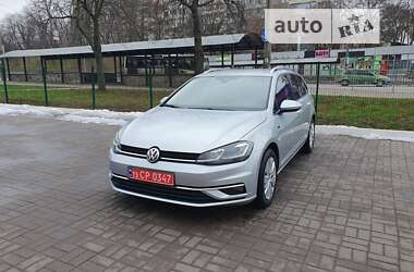 Хетчбек Volkswagen Golf 2019 в Києві