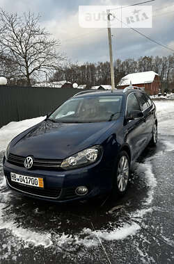 Универсал Volkswagen Golf 2011 в Долине