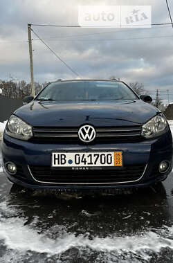 Универсал Volkswagen Golf 2011 в Долине