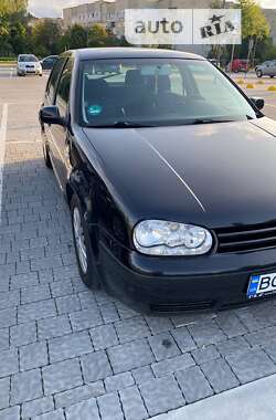 Хэтчбек Volkswagen Golf 2001 в Полтаве