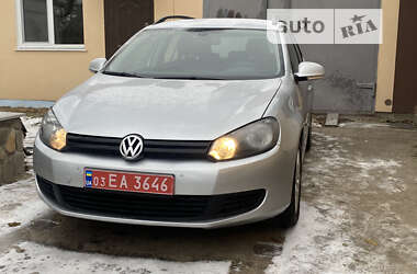 Універсал Volkswagen Golf 2012 в 