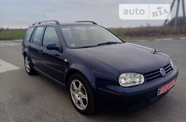 Универсал Volkswagen Golf 2001 в Нежине