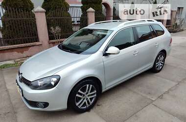 Универсал Volkswagen Golf 2010 в Тячеве