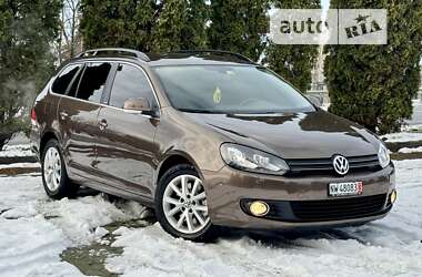 Универсал Volkswagen Golf 2011 в 