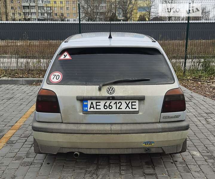 Хетчбек Volkswagen Golf 1997 в Кам'янському фото 3 Хетчбек Volkswagen Golf 1997 в Кам'янському