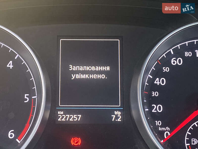 Універсал Volkswagen Golf 2016 в Кам'янець-Подільському