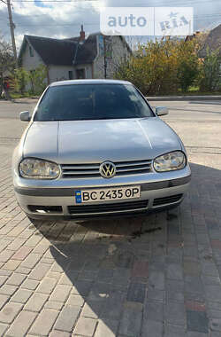 Хэтчбек Volkswagen Golf 1998 в Славском
