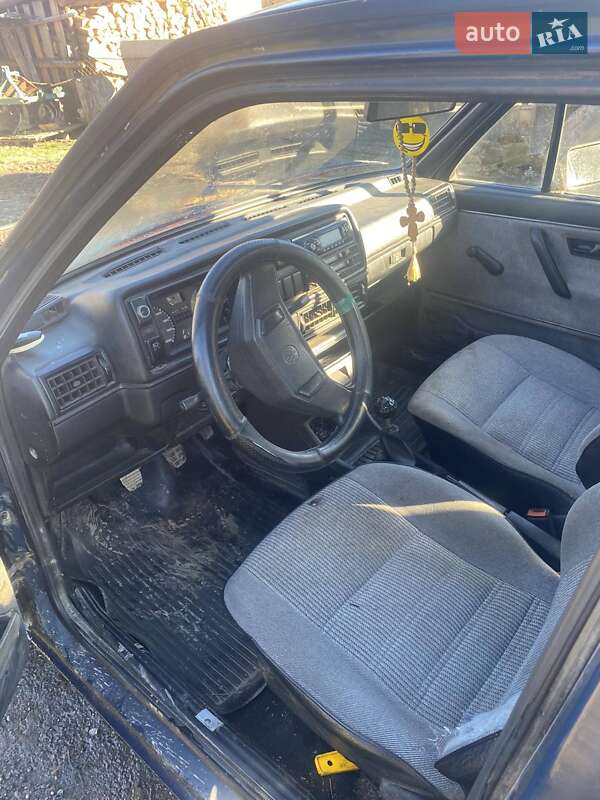 Хетчбек Volkswagen Golf 1985 в Івано-Франківську