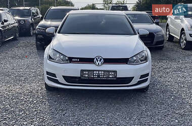 Хэтчбек Volkswagen Golf 2014 в Яворове