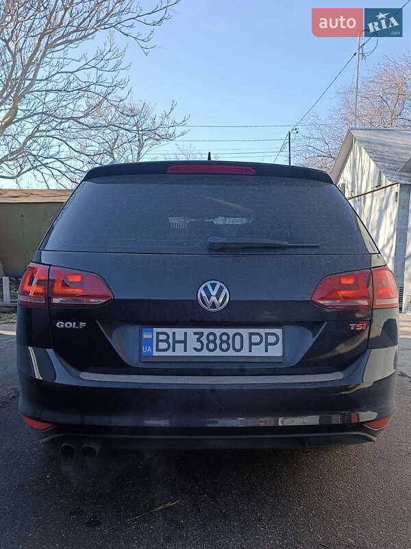 Универсал Volkswagen Golf 2016 в Одессе