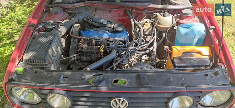Хетчбек Volkswagen Golf 1988 в Коростені