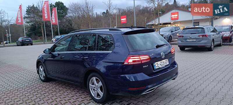 Универсал Volkswagen Golf 2017 в Ужгороде