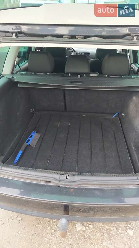 Универсал Volkswagen Golf 2006 в Запорожье