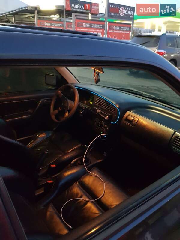 Хетчбек Volkswagen Golf 1991 в Києві