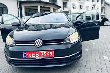 Универсал Volkswagen Golf 2018 в Тячеве