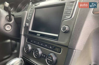 Универсал Volkswagen Golf 2013 в 