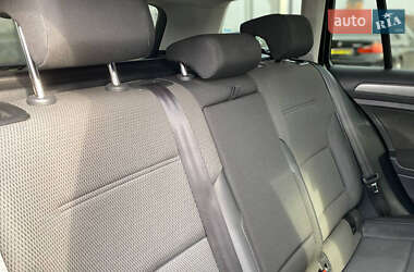 Универсал Volkswagen Golf 2013 в 