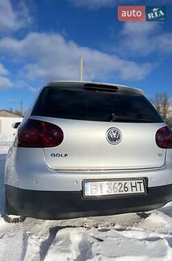 Хетчбек Volkswagen Golf 2006 в 