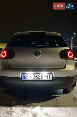 Хетчбек Volkswagen Golf 2006 в 
