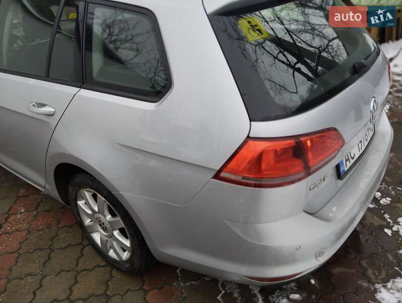 Універсал Volkswagen Golf 2015 в Луцьку