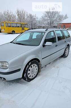 Універсал Volkswagen Golf 2001 в Чигирину