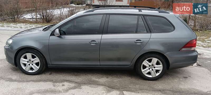 Универсал Volkswagen Golf 2009 в Звягеле