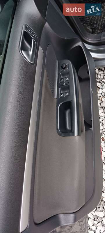 Универсал Volkswagen Golf 2009 в Звягеле