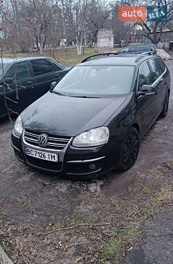 Универсал Volkswagen Golf 2008 в Золочеве