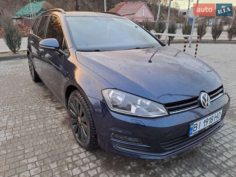 Универсал Volkswagen Golf 2015 в Полтаве