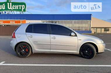 Хетчбек Volkswagen Golf 2008 в 