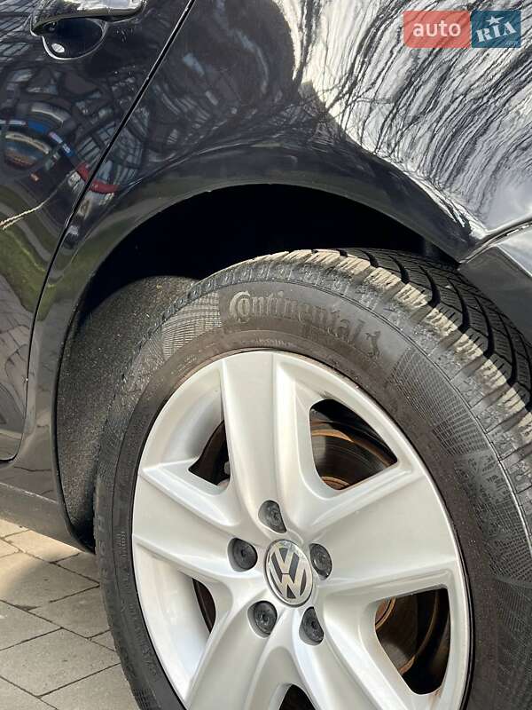 Универсал Volkswagen Golf 2009 в Ужгороде