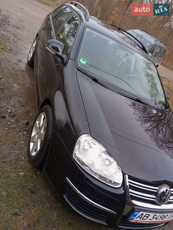 Универсал Volkswagen Golf 2008 в Гнивани