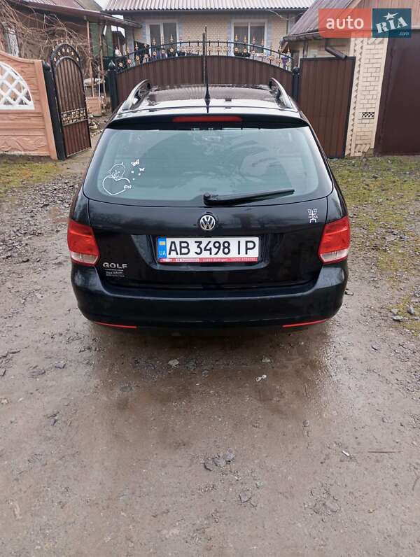 Универсал Volkswagen Golf 2008 в Гнивани