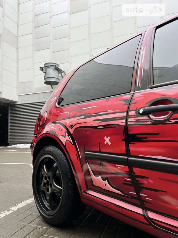 Хэтчбек Volkswagen Golf 1999 в Киеве