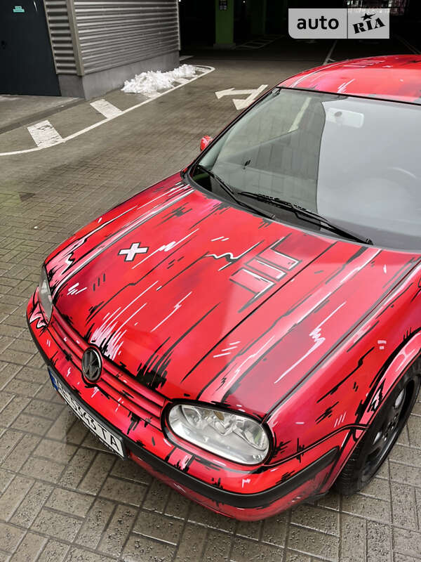 Хэтчбек Volkswagen Golf 1999 в Киеве