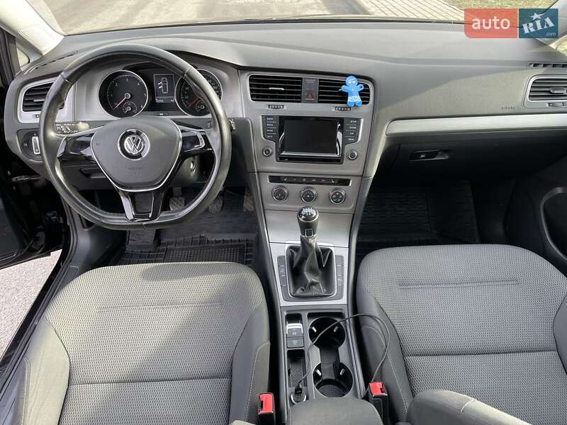 Універсал Volkswagen Golf 2014 в Києві