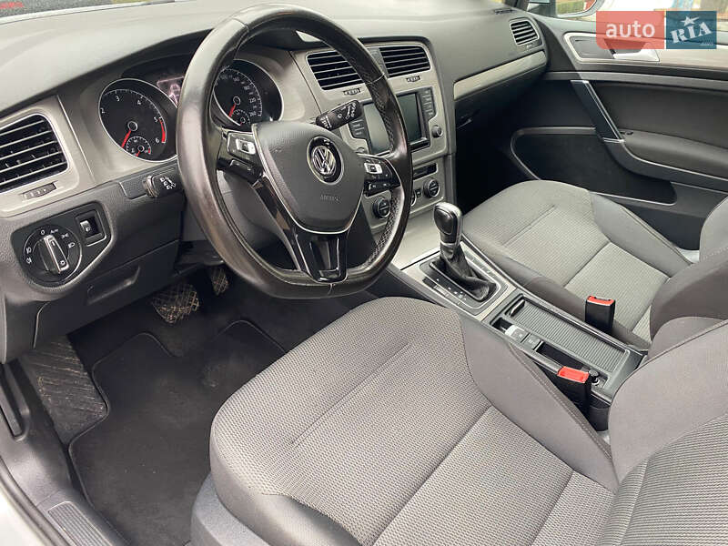 Універсал Volkswagen Golf 2016 в Крижополі