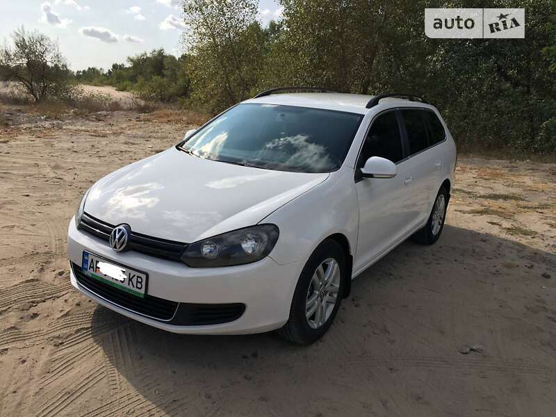 Универсал Volkswagen Golf 2013 в Запорожье